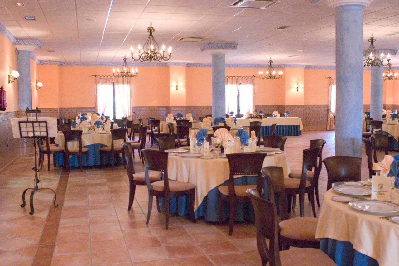 Hotel-Restaurante Cerrillo San Marcos Diezma Exteriér fotografie